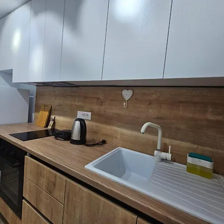 R&b Apartment *