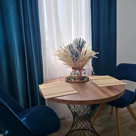 R&b Apartment